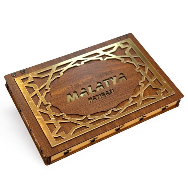 İsme Özel Ahşap Hediyelik Kayısı Kutusu 3 (1150gr)